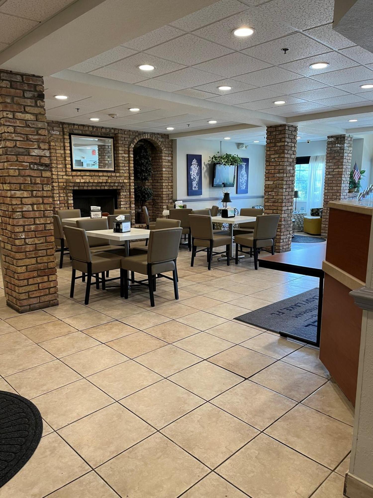 Microtel Inn And Suites By Wyndham - Lady Lake/ The Villages Bagian luar foto